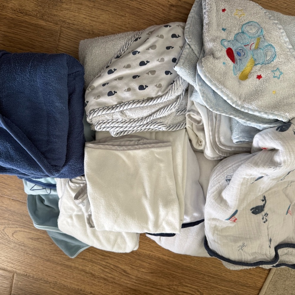 Baby Hooded Towels & Swaddles Set - Blue, White, Cream